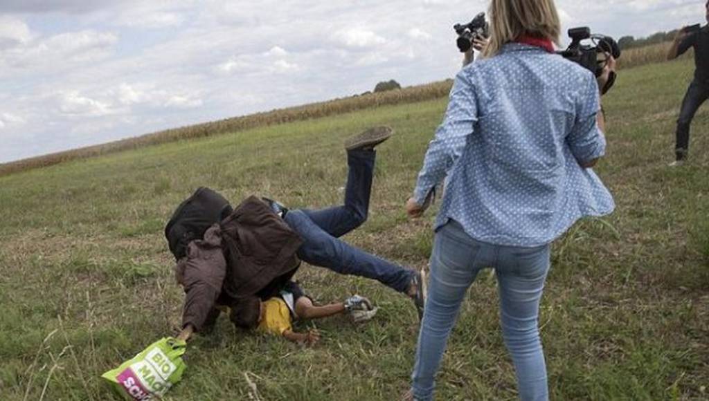 camerawoman trips refugees in hungaryx she fired crop1441748736015.jpg 1718483346