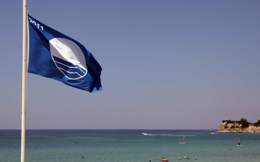 Ποια παραλία της Κεφαλονιάς έχασε την γαλάζια σημαία της;