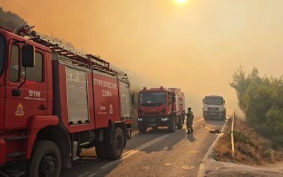 Φωτιά στην Ζάκυνθο: Μήνυμα του 112 για εκκένωση των περιοχών Κερί και Αγαλάς – «H φωτιά είναι δίπλα σε σπίτια»