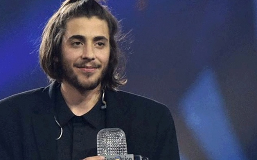 Στην εντατική ο νικητής της Eurovision, Σαλβαντόρ Σομπράλ
