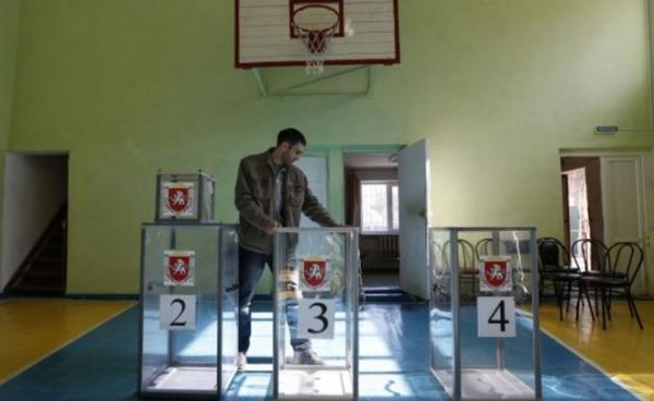 Η Κριμαία ψηφίζει σήμερα: Ρωσία ή Ουκρανία