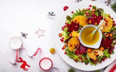 Γιορτινή σαλάτα: 4 φρούτα που θα την απογειώσουν σε γεύση και διατροφική αξία