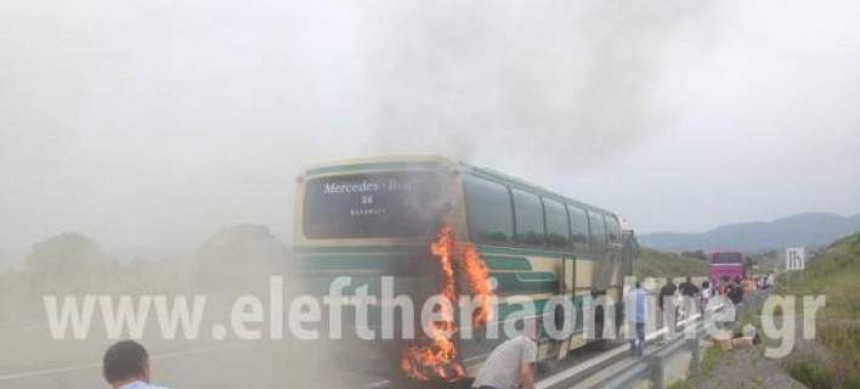 Φωτιά σε λεωφορείο του ΚΤΕΛ Μεσσηνίας -Τρομοκρατημένοι επιβάτες έτρεχαν να σωθούν [εικόνες]