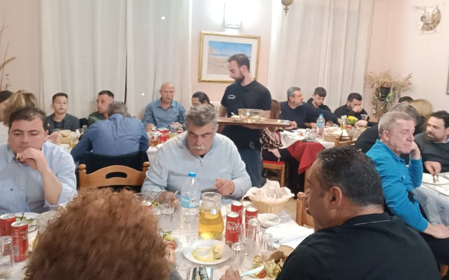 Οι εργαζόμενοι Δήμου Ληξουρίου ευχαριστούν τις επιχειρήσεις  για την χρηματική ενίσχυση στην κοπή της πίτας του Δήμου