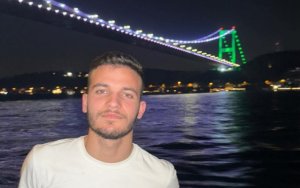 “Δεν έτρεχε ποτέ” – Συγκλονισμένοι όλοι για τον θάνατο του 23χρονου Νίκου σε τροχαίο