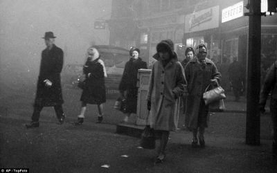 Πώς ο καπνός από τα τζάκια σκότωσε 4.000 Λονδρέζους το 1952