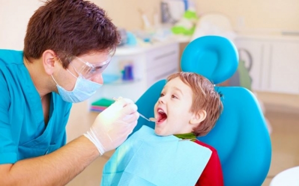 Διονύσης Γαρμπής: Η προσφορά προληπτικής οδοντιατρικής του Υπουργείου Υγείας προς τα παιδιά