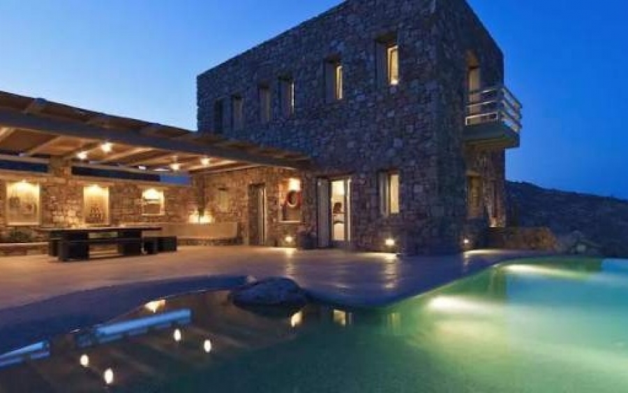 Πανέμορφα σπίτια στην Ελλάδα για διακοπές -Με εκπληκτική θέα και πισίνα, από 25 ευρώ [εικόνες]
