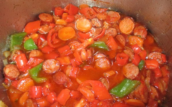 Παραδοσιακο σπετσοφάι από την Σία Λαδά