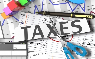Σε δύο κύματα οι αλλαγές στη φορολογία – Οι διαβουλεύσεις με τους θεσμούς