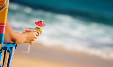 Το Κουνούπι : "Το καλοκαιράκι τελειώνει..."