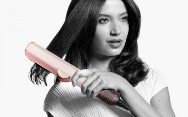 Μεγάλη κλήρωση για ένα Dyson HT01 Airstrait από τα WELCOME STORES Μιχαλάτος