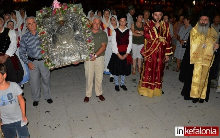 Απόψε η λιτάνευση της εικόνας του Άγιου Σπυρίδωνα στο Αργοστόλι για την μνήμη των θυμάτων των σεισμών του &#039;53