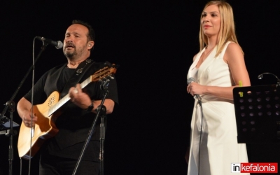 Ο Κώστας Μακεδόνας και η Μαίρη Δούτση χάρισαν μια μοναδική βραδιά στην Κεφαλονιά! (εικόνες+video)