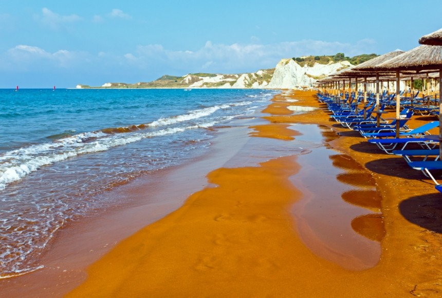 T+L: Η παραλία Ξι στις 20 πιο παράξενες παραλίες στον κόσμο!