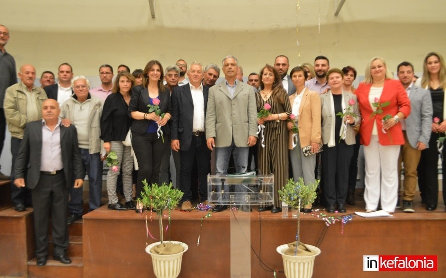Σε πανηγυρικό κλίμα η παρουσίαση του ψηφοδελτίου του Διονύση Αραβαντινού για το νέο Δήμο Ληξουρίου (εικόνες)