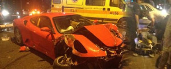 Θύμα τροχαίου ο μεγαλέμπορος παιχνιδιών Αλέξανδρος Ζαχαριάς - Καρφώθηκε με μια κόκκινη Ferrari στα προστατευτικά κιγκλιδώματα (εικόνα)