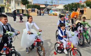 Ληξουριώτικο Καρναβάλι: Ποδηλατάδα στην πλατεία!