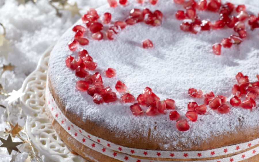 O πολιτιστικός σύλλογος «ΦΑΡΑΚΛΑΔΕΣ» κόβει την πρωτοχρονιάτικη πίτα του