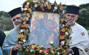 Μεγαλοπρεπής εορτασμός του Αγίου Ανδρέα στη Μονή Περατατών με πλήθος πιστών