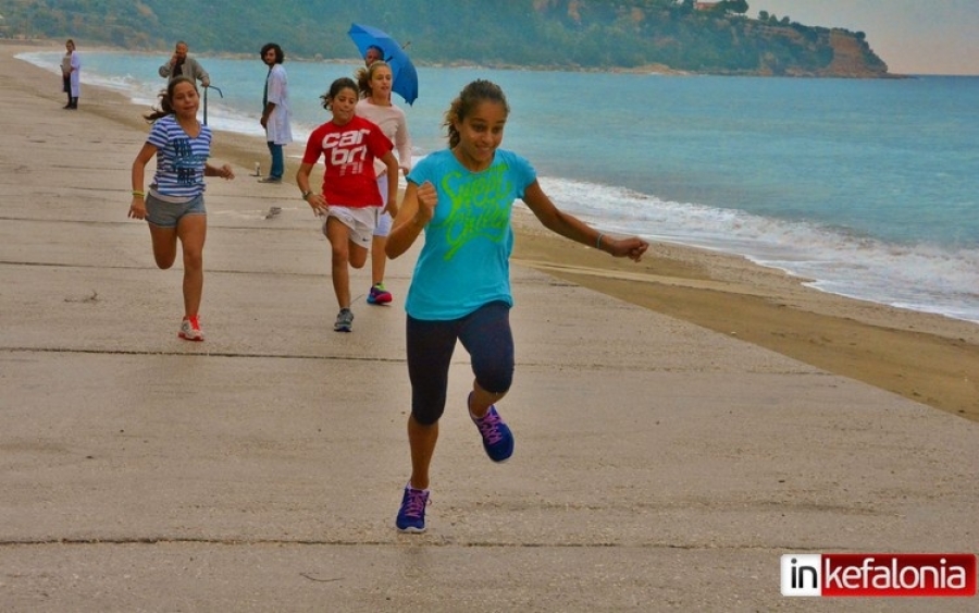 Αγώνες δρόμου για παιδιά στην παραλία του Λουρδά
