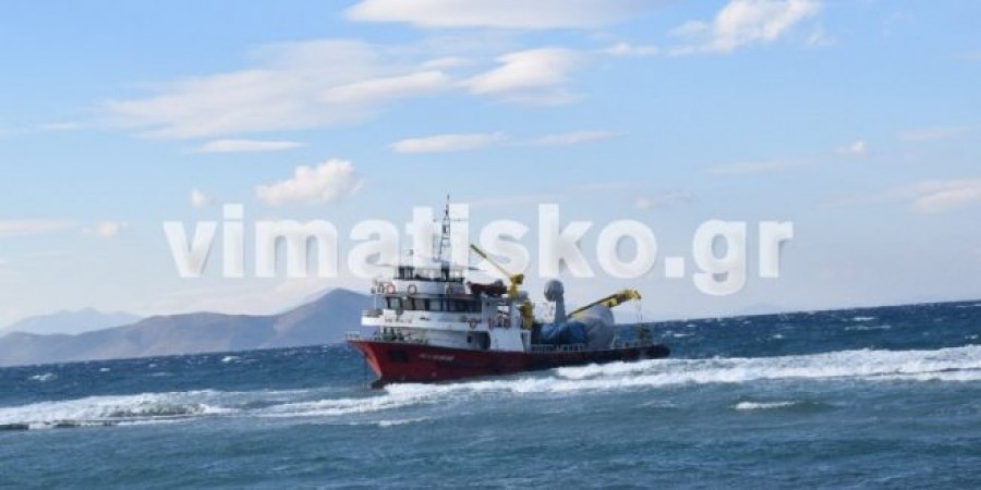 Τουρκικό καταδυτικό πλοίο “κόλλησε” στην Αμόγλωσσα της Κω και αρνείται βοήθεια