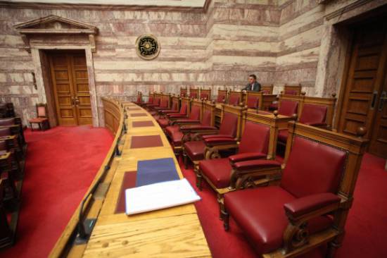 Ακυβέρνητη η Ελλάδα- Διορισμένος δικαστής θα λάβει κρίσιμες αποφάσεις για οικονομία - Σκόπια
