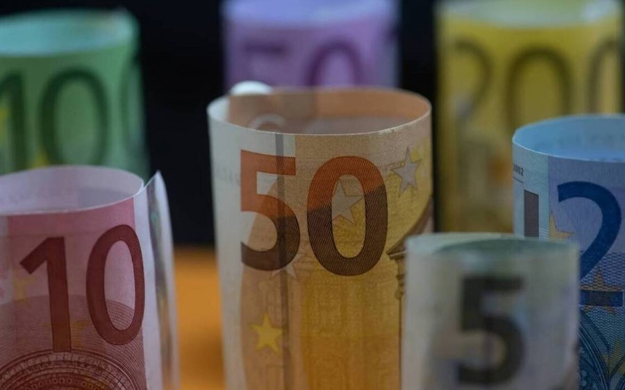 Επίδομα 800 ευρώ: Τέλος χρόνου για αναστολές συμβάσεων, πότε αρχίζουν οι πληρωμές
