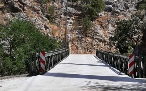 Αργοστόλι: Ολοκληρώθηκαν οι εργασίες στη γέφυρα Αγίας Βαρβάρας - Επιτρέπεται η διέλευση οχημάτων (εικόνες)