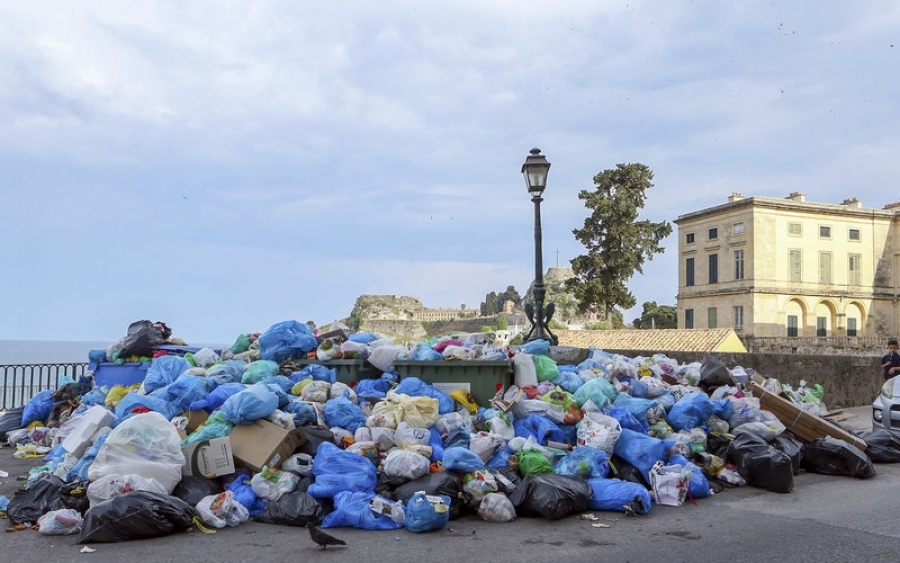 Υπ.Περιβάλλοντος: Τι λέει για την προειδοποίηση Κομισιόν για τα σκουπίδια στην Κέρκυρα