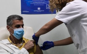 Αναβάλλεται ο εμβολιασμός στο Κέντρο Υγείας Σάμης για τους 60 έως 64 χρονών