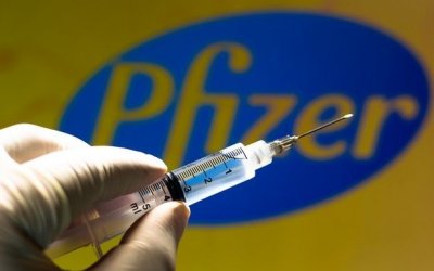 Εμβόλιο κορονοϊού Pfizer: 300 εκατομμύρια επιπλέον δόσεις εξασφάλισε η ΕΕ