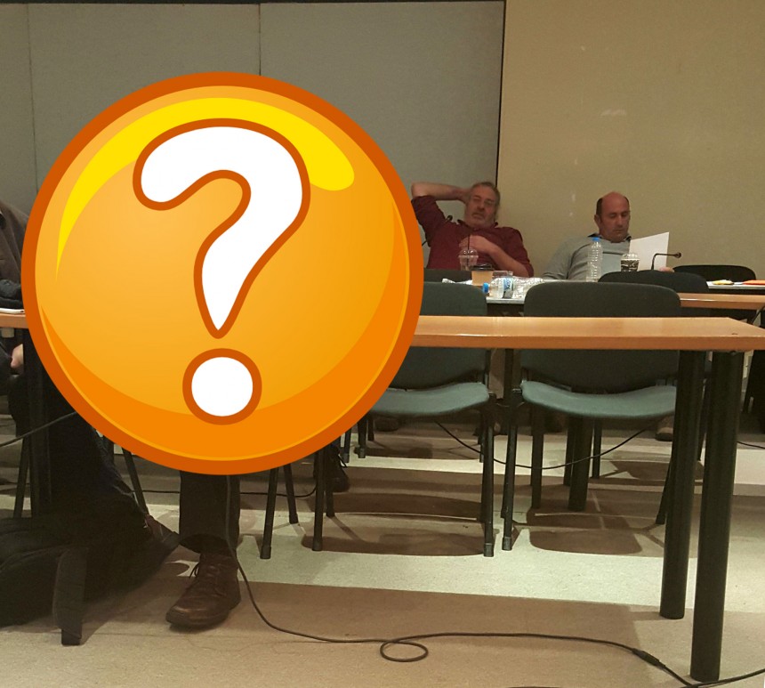 Ποιος δημοτικός σύμβουλος αποκοιμήθηκε κατά τη διάρκεια της συνεδρίασης του Δημοτικού Συμβουλίου;