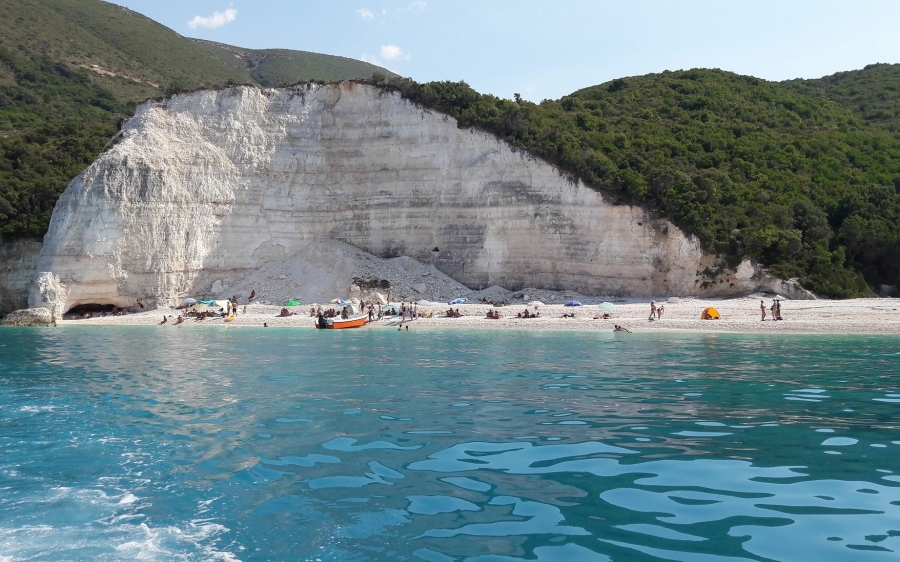 Το lovelovegreece προτείνει 10 εξωτικές παραλίες στην Κεφαλονιά!