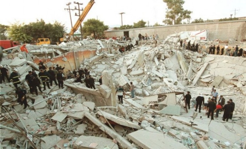 Τρίτη 7 Σεπτεμβρίου 1999: Ο φονικός σεισμός μέσα από σπάνιες φωτογραφίες [εικονες]