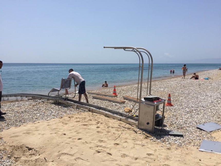 Εγκαταστάθηκε το σύστημα Seatrack στην παραλία της Σκάλας (εικόνες)