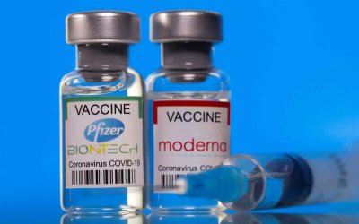 Κορονοϊός – Εμβόλιο Moderna vs Pfizer: Ποιος βγαίνει «νικητής» από τη σύγκριση