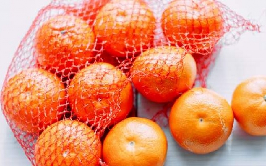 Γιατί βάζουμε τα πορτοκάλια σε κόκκινο διχτάκι -Το τρικ για τους καταναλωτές [εικόνα]