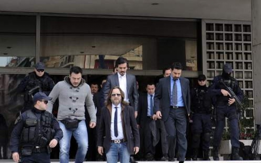 «Οχι» στην έκδοση των 8 Τούρκων -Ενταλμα σύλληψης εξέδωσε η Αγκυρα