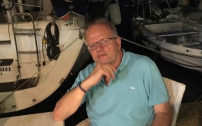 Κινδύνευσε στη θάλασσα ο Άκης Τσελέντης, μετά από βλάβη στο σκάφος του στην Κεφαλονιά - Έριξε φωτοβολίδα και τον εντόπισε το Λιμεναρχείο!