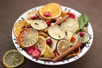 Φτιάξε υπέροχο, γιορτινό αρωματικό χώρου με αποξηραμένα φρούτα!