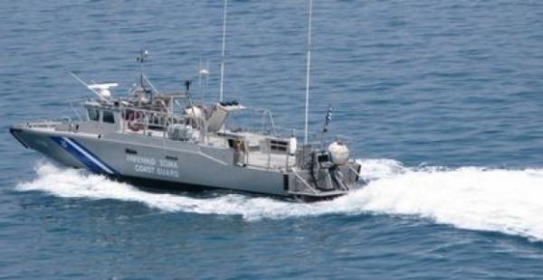 Λευκάδα: Εντοπίστηκε αναποδογυρισμένο σκάφος - 12 μετανάστες νεκροί (ανανεωμένο)