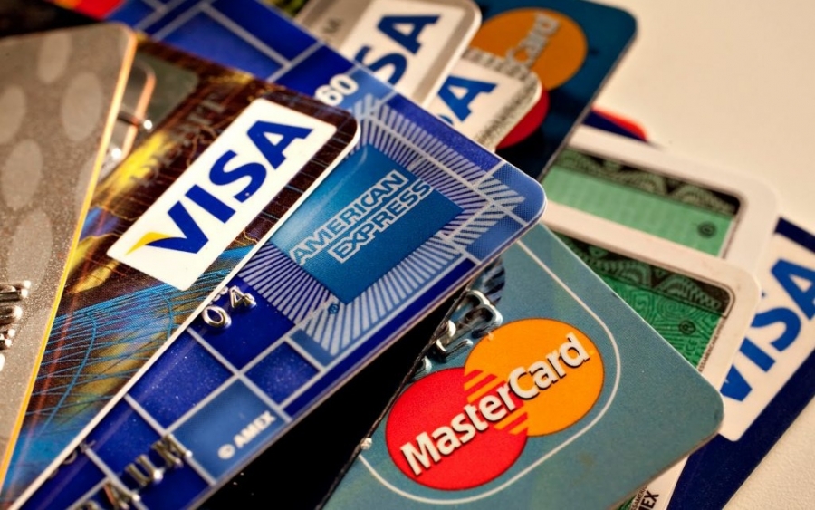 Πληρωμές με κάρτες-Τι αλλάζει από αύριο