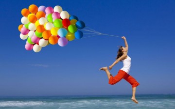 Δέκα πράγματα που κάνουν οι άνθρωποι και αντλούν την ευτυχία από μέσα τους