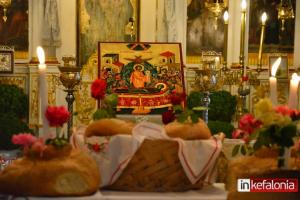 Ο Μέγας Εσπερινός στην Παναγία με τα Κρινάκια στην Πάστρα (εικόνες + video)