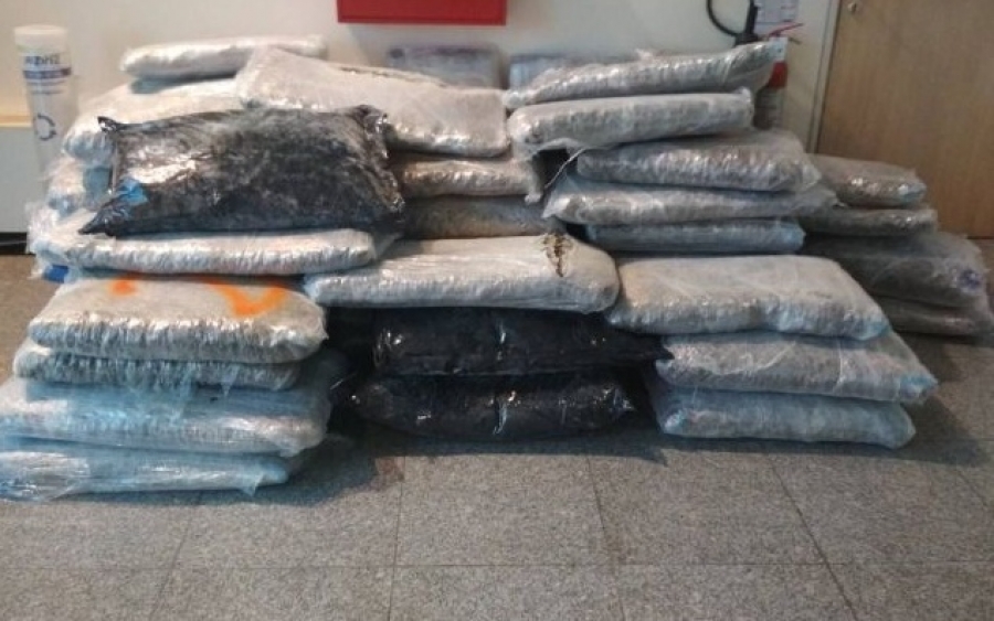 Συλλήψεις στην Πάτρα για αγορά-κατοχή -μεταφορά- αποθήκευση 420 κιλών νακρωτικών ουσιών! (εικόνα)