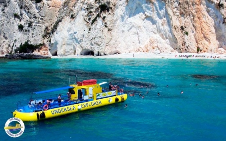 Το ATLANTIS Yellow Submarine μαζί σας και αυτό το καλοκαίρι στην Κεφαλονιά!