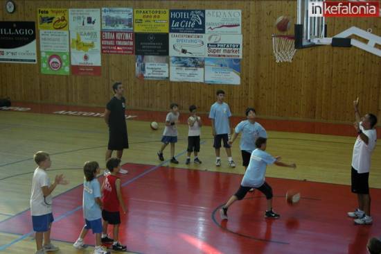 Με επιτυχία διεξάγεται το 2ο basketball camp στο Ληξούρι