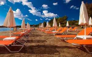 Διαγωνισμός για 15 αδιάθετες θέσεις σε παραλίες του Δήμου Αργοστολίου - Ποια είναι η ακριβότερη