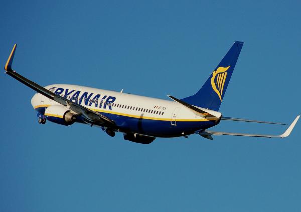 Ryanair: Η στρίγγλα έγινε... αρνάκι, ή απλώς προσποιείται;